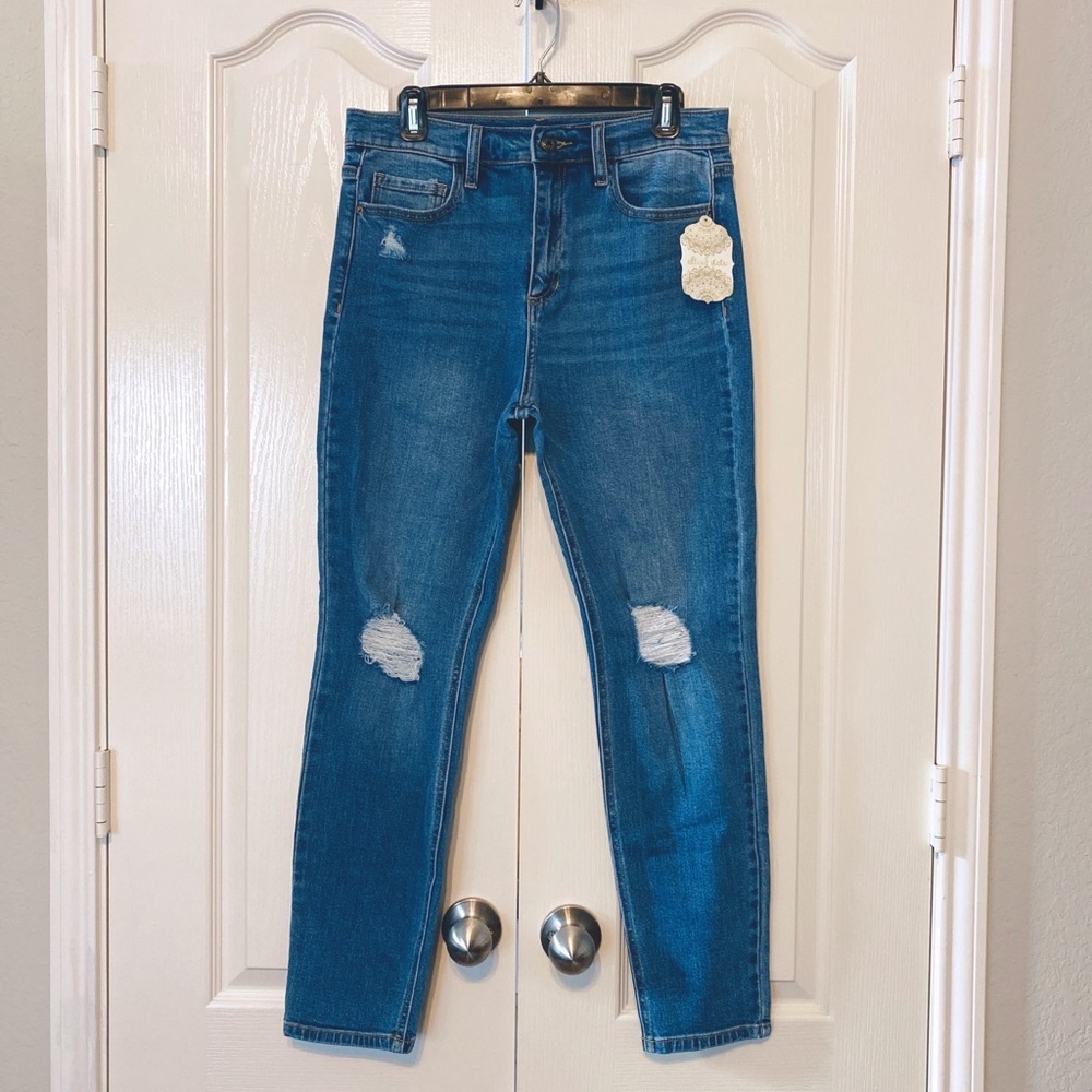 Woman’s Altar’d State distressed High Waist Jeans Size 30